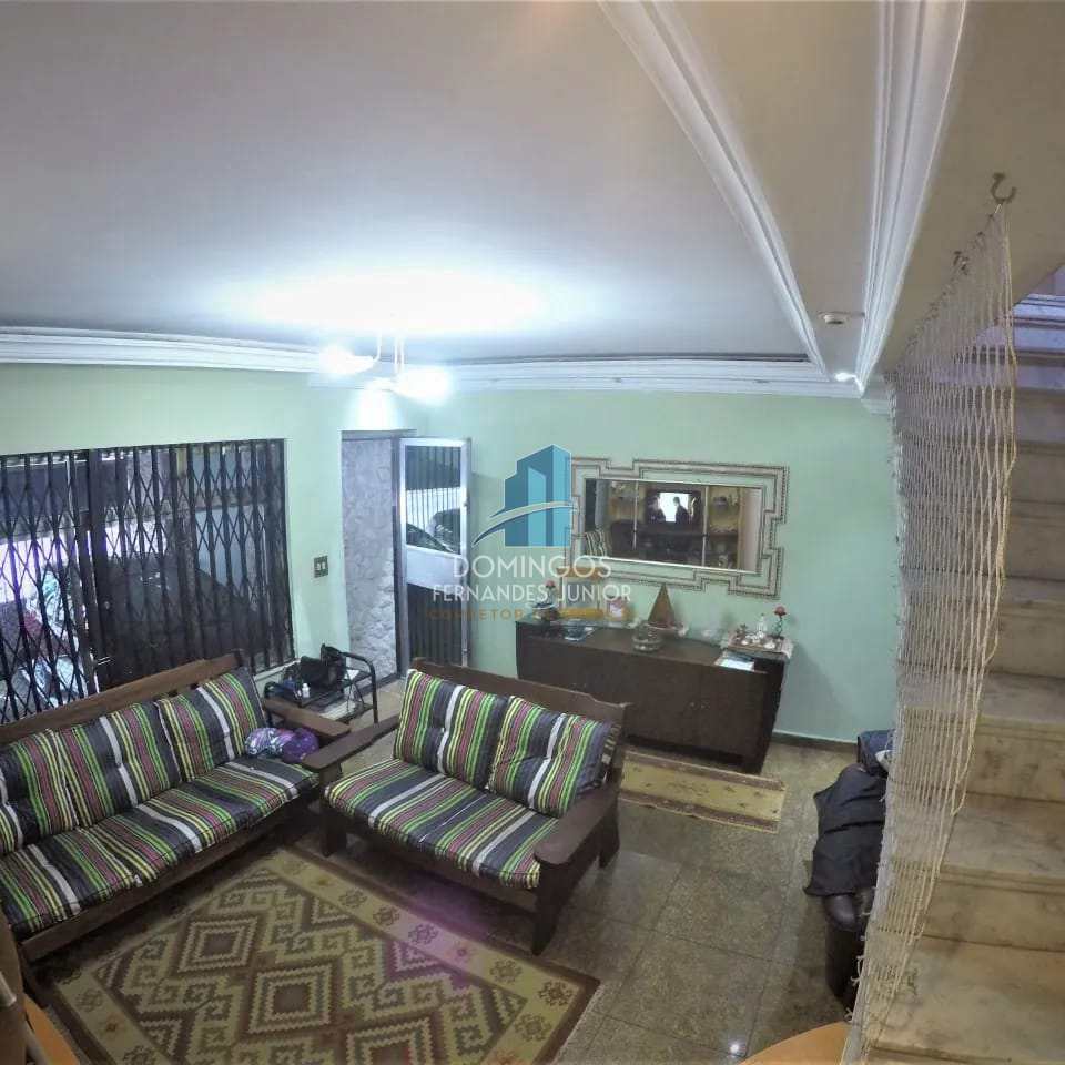 Sobrado à venda com 3 quartos, 140m² - Foto 4