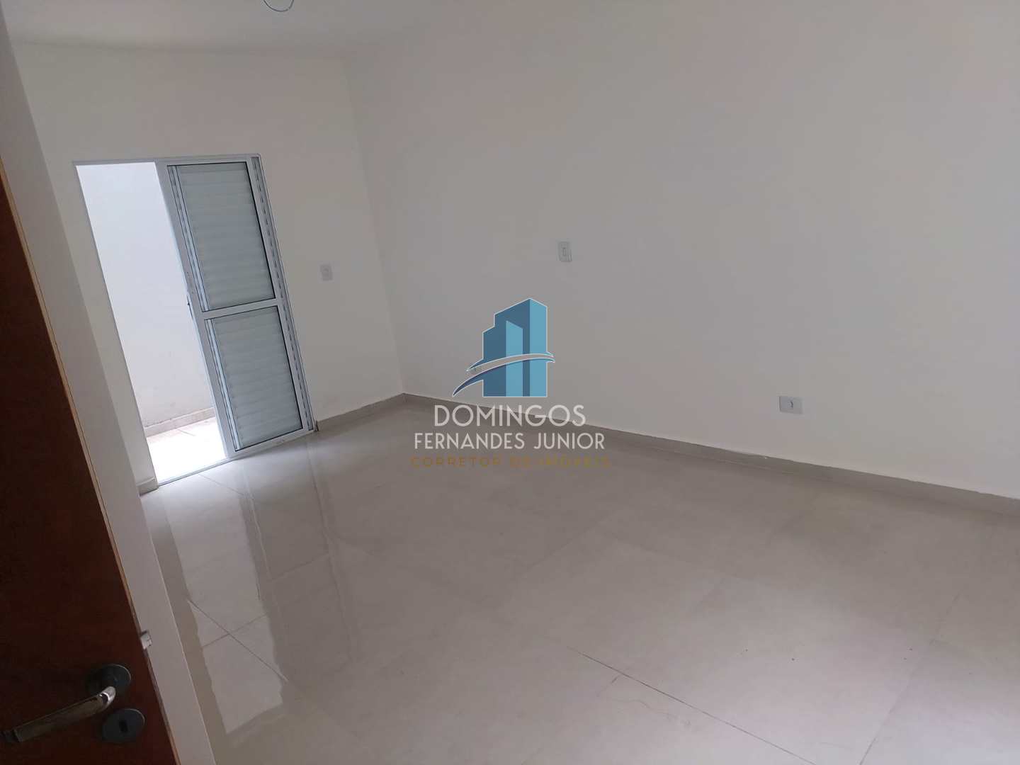 Apartamento à venda com 2 quartos, 75m² - Foto 12