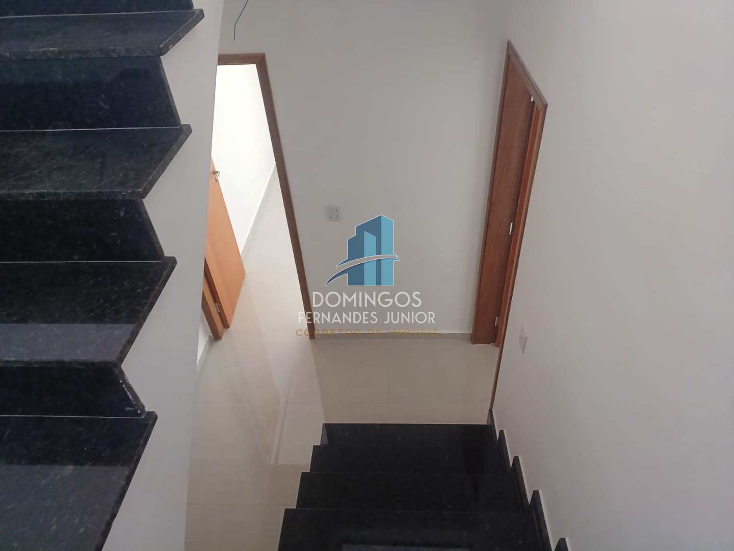 Apartamento à venda com 2 quartos, 75m² - Foto 11