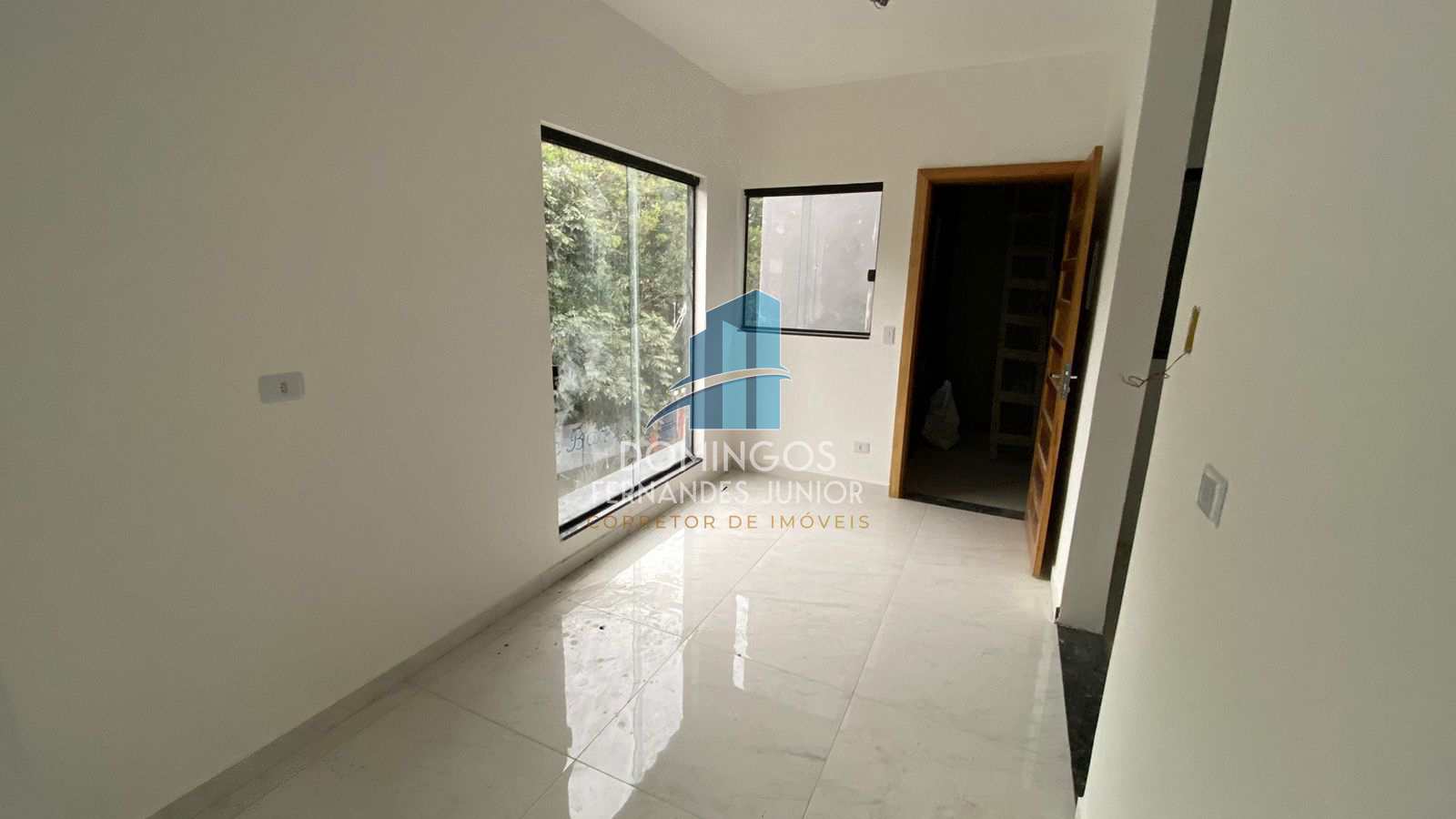 Apartamento à venda com 1 quarto, 30m² - Foto 1