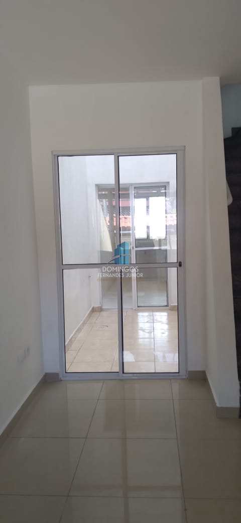 Sobrado para alugar com 3 quartos, 202m² - Foto 5