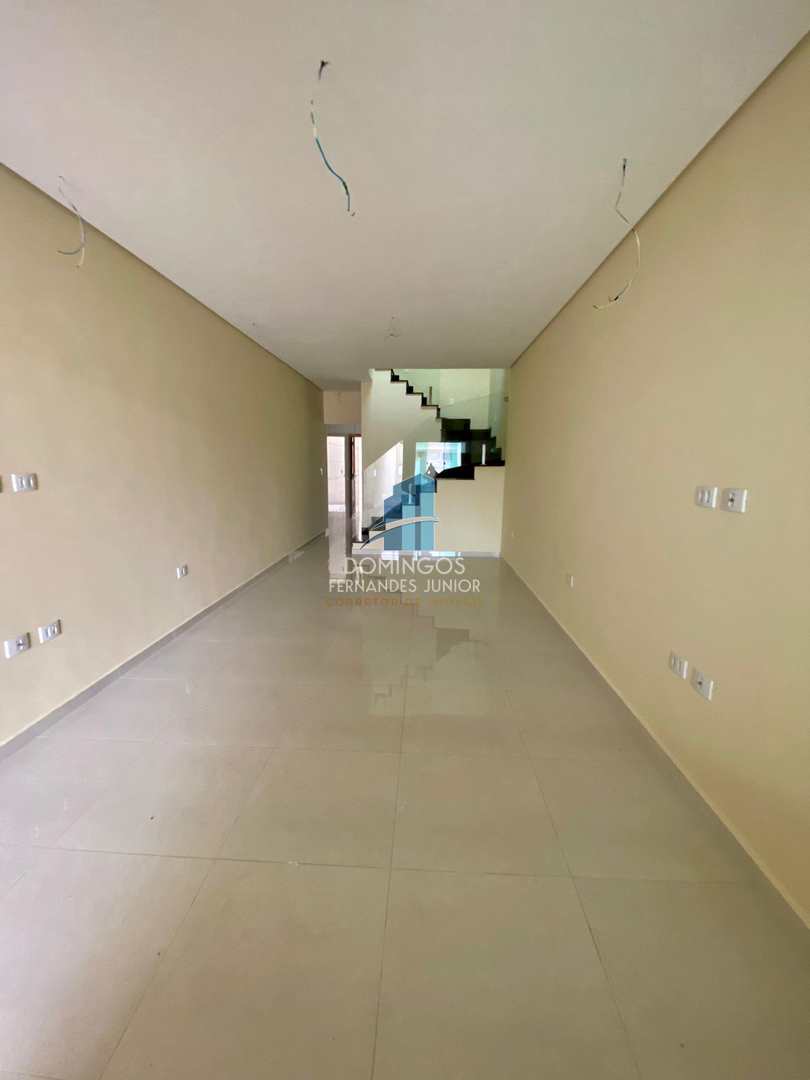 Sobrado à venda com 3 quartos, 105m² - Foto 3