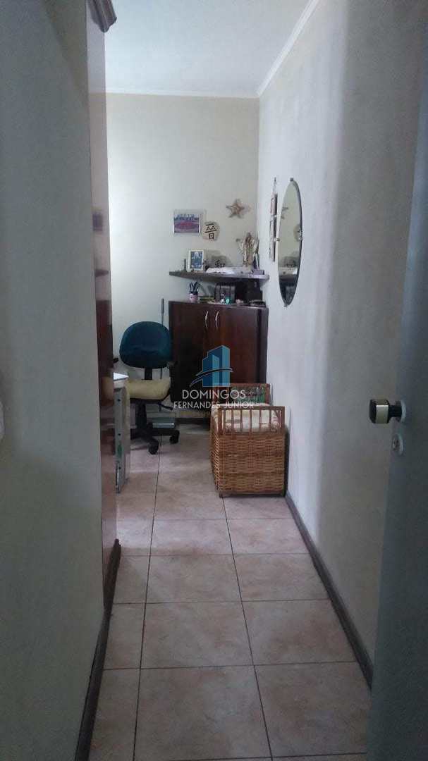 Apartamento à venda com 2 quartos, 69m² - Foto 28