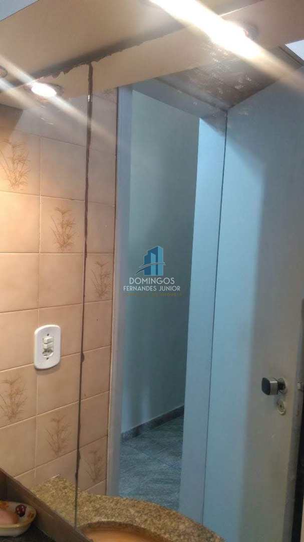 Apartamento à venda com 2 quartos, 69m² - Foto 27