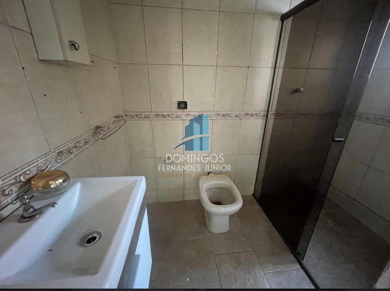 Sobrado à venda com 2 quartos, 200m² - Foto 8