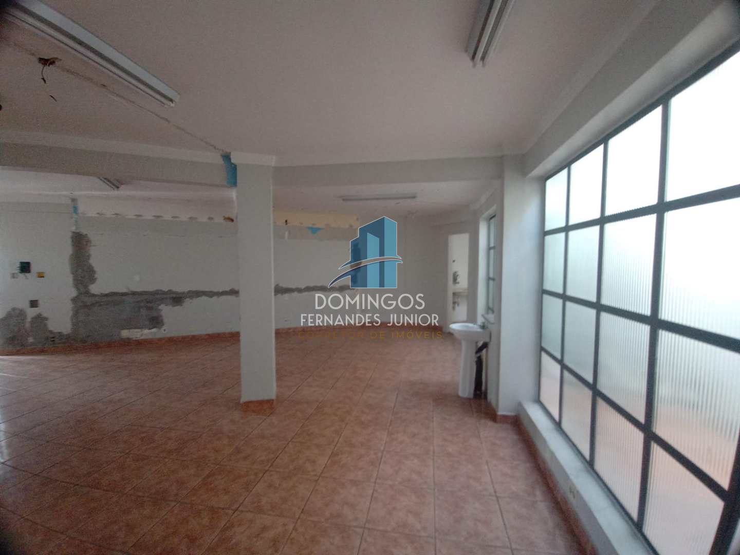 Prédio Inteiro para alugar, 250m² - Foto 26