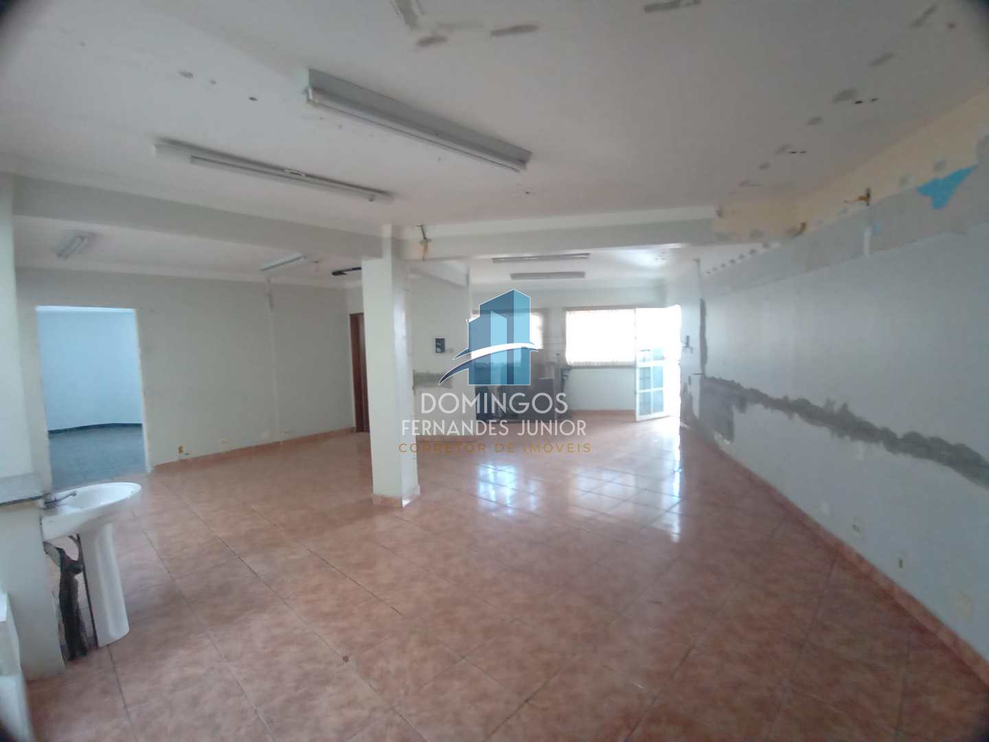 Prédio Inteiro para alugar, 250m² - Foto 31