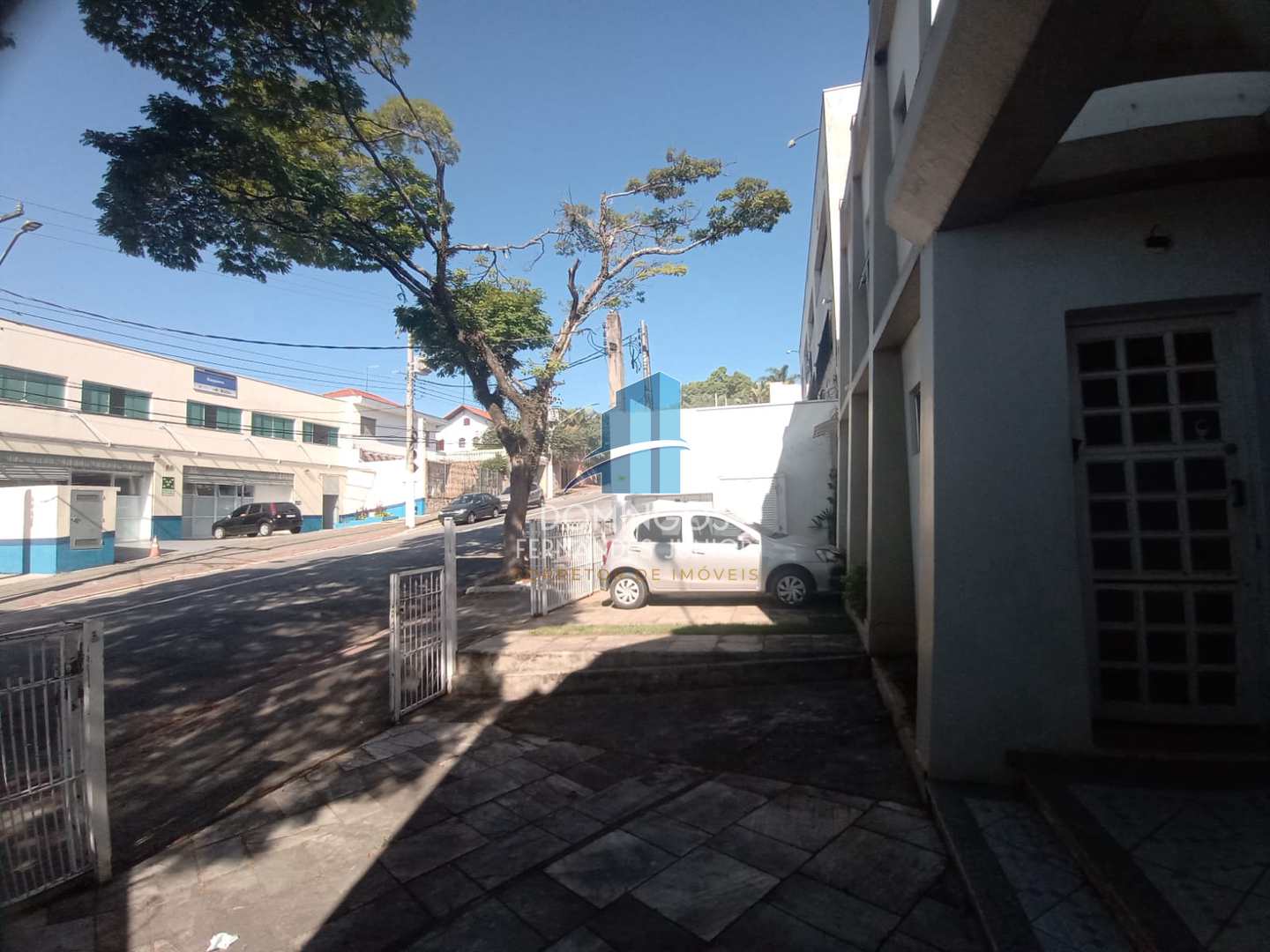 Prédio Inteiro para alugar, 250m² - Foto 23