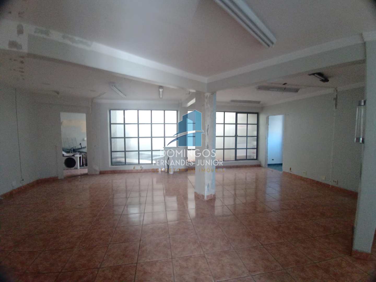 Prédio Inteiro para alugar, 250m² - Foto 21