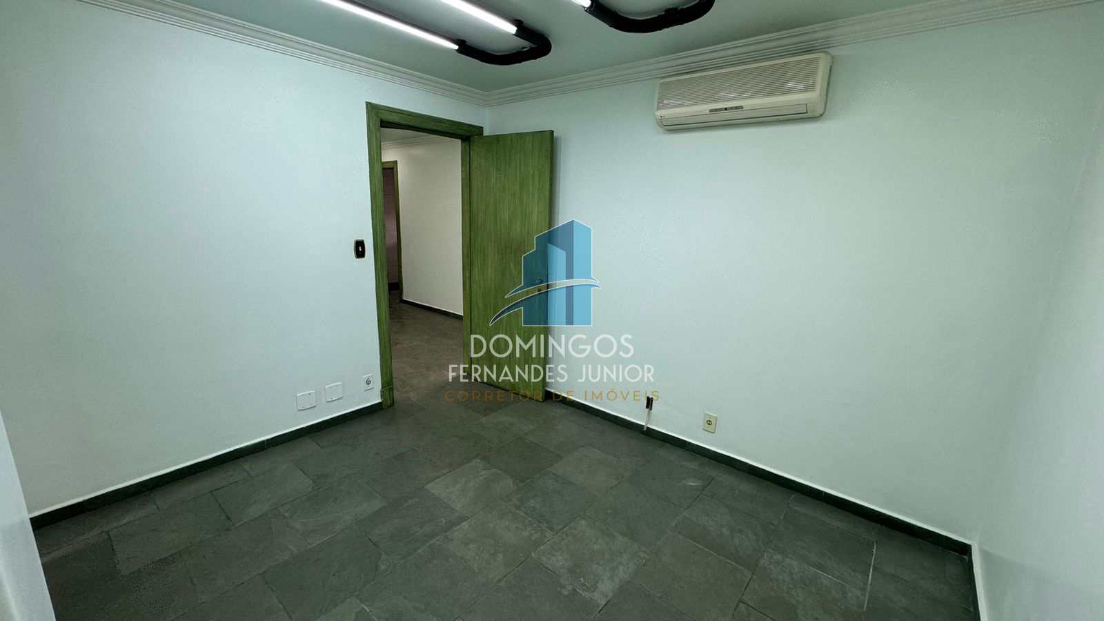 Prédio Inteiro para alugar, 67m² - Foto 11