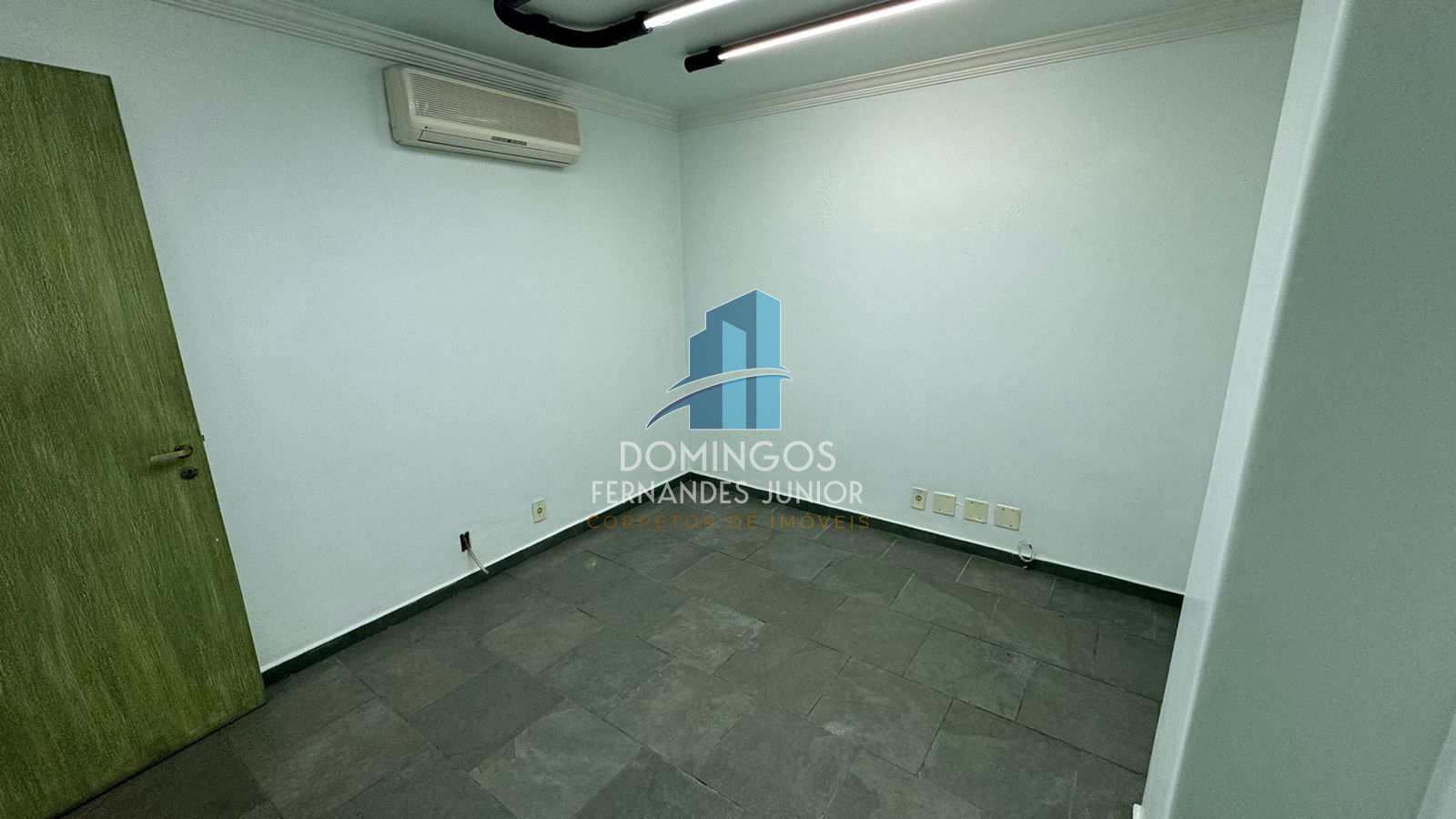 Prédio Inteiro para alugar, 67m² - Foto 4