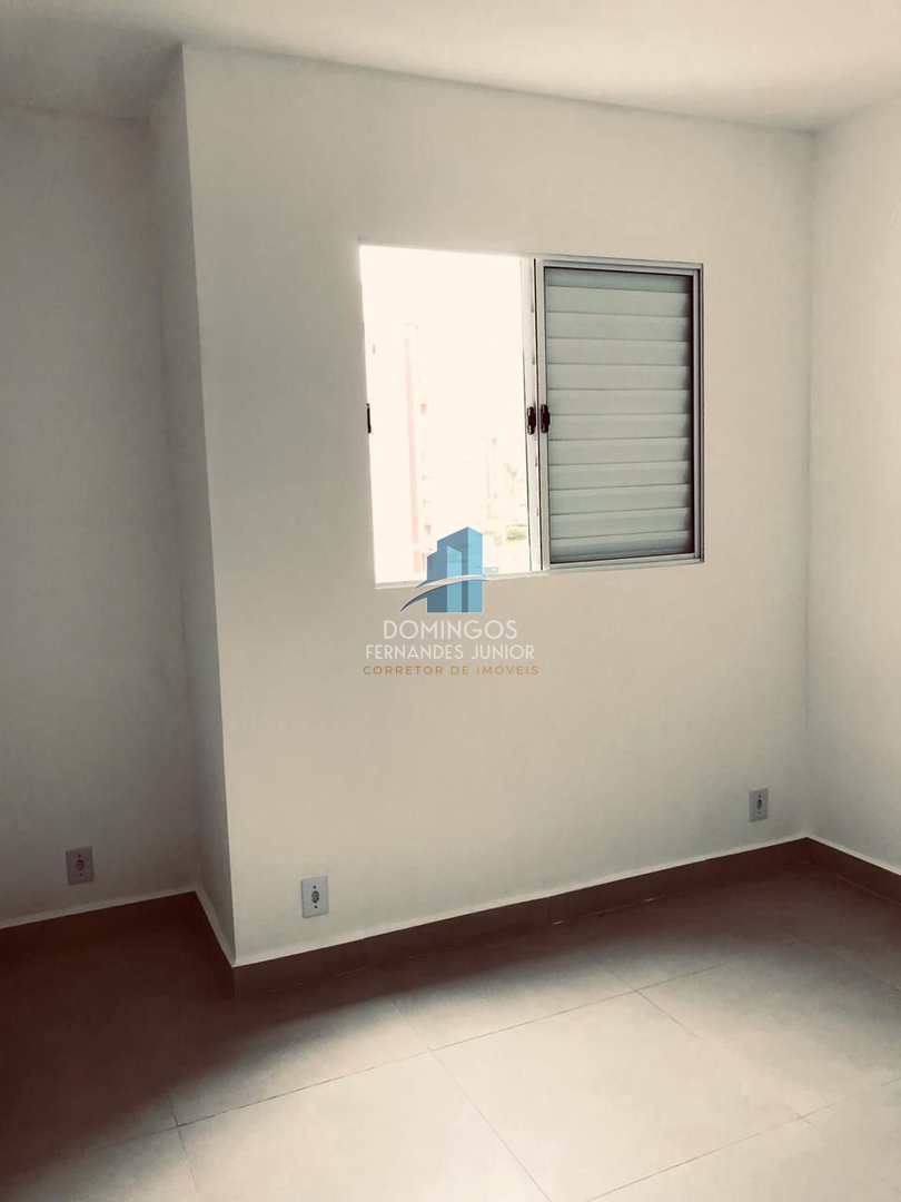 Apartamento para alugar com 2 quartos, 40m² - Foto 4