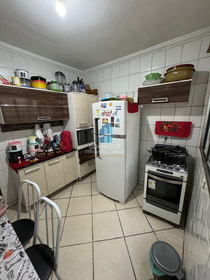 Sobrado à venda com 2 quartos, 78m² - Foto 4