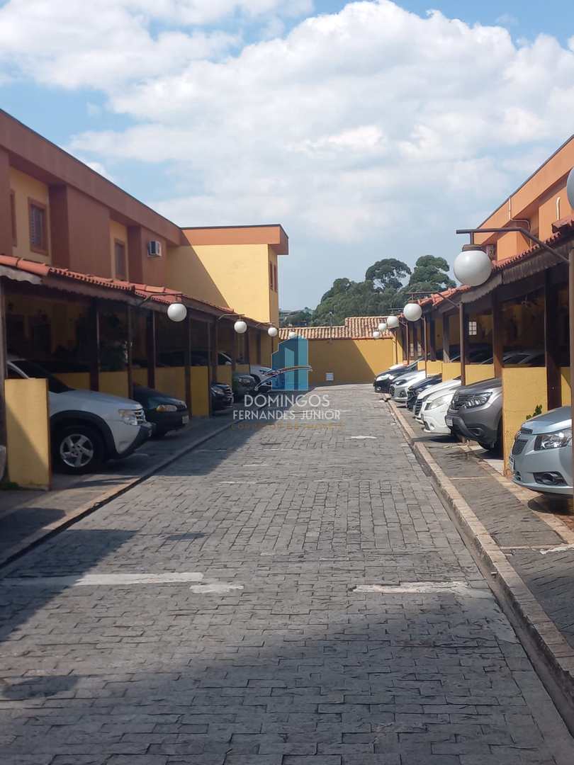 Sobrado à venda com 2 quartos, 68m² - Foto 1