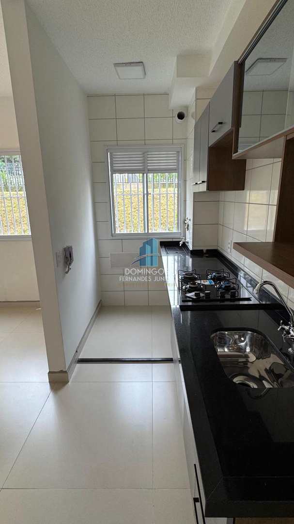 Apartamento à venda com 2 quartos, 48m² - Foto 2