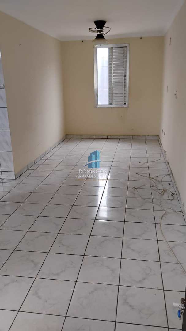 Apartamento à venda com 2 quartos, 45m² - Foto 3