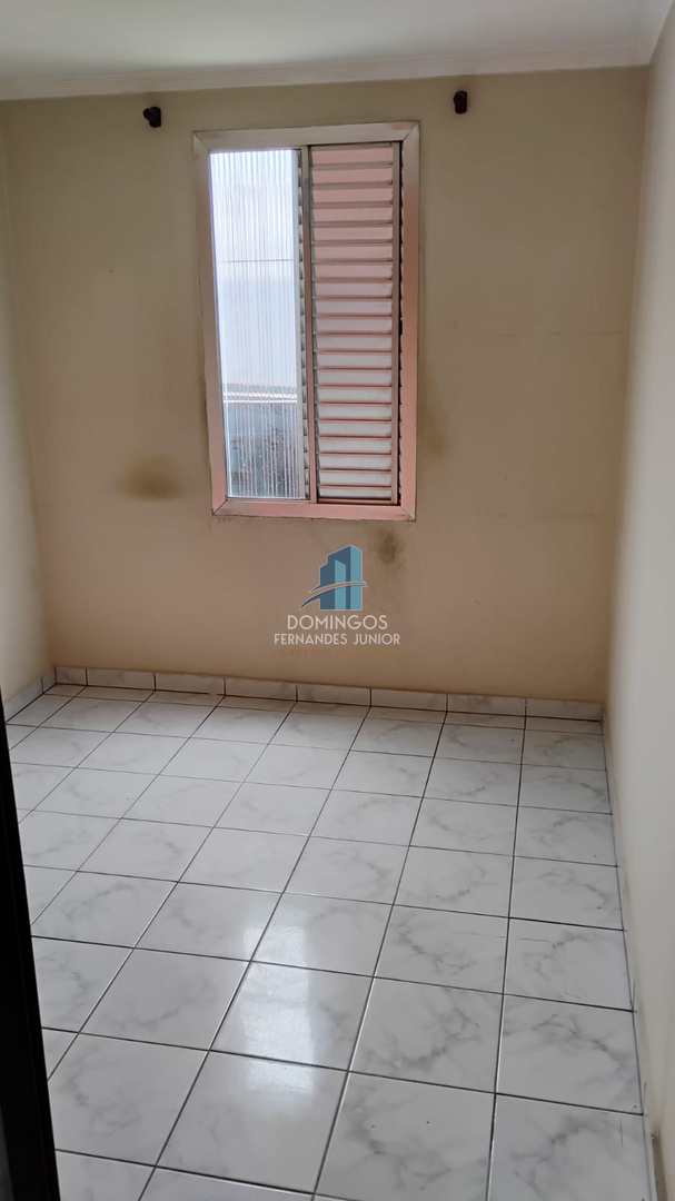 Apartamento à venda com 2 quartos, 45m² - Foto 4