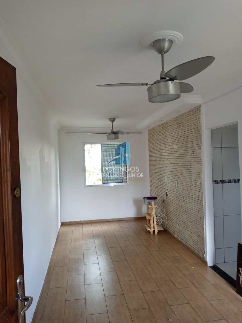 Apartamento à venda com 2 quartos, 45m² - Foto 16