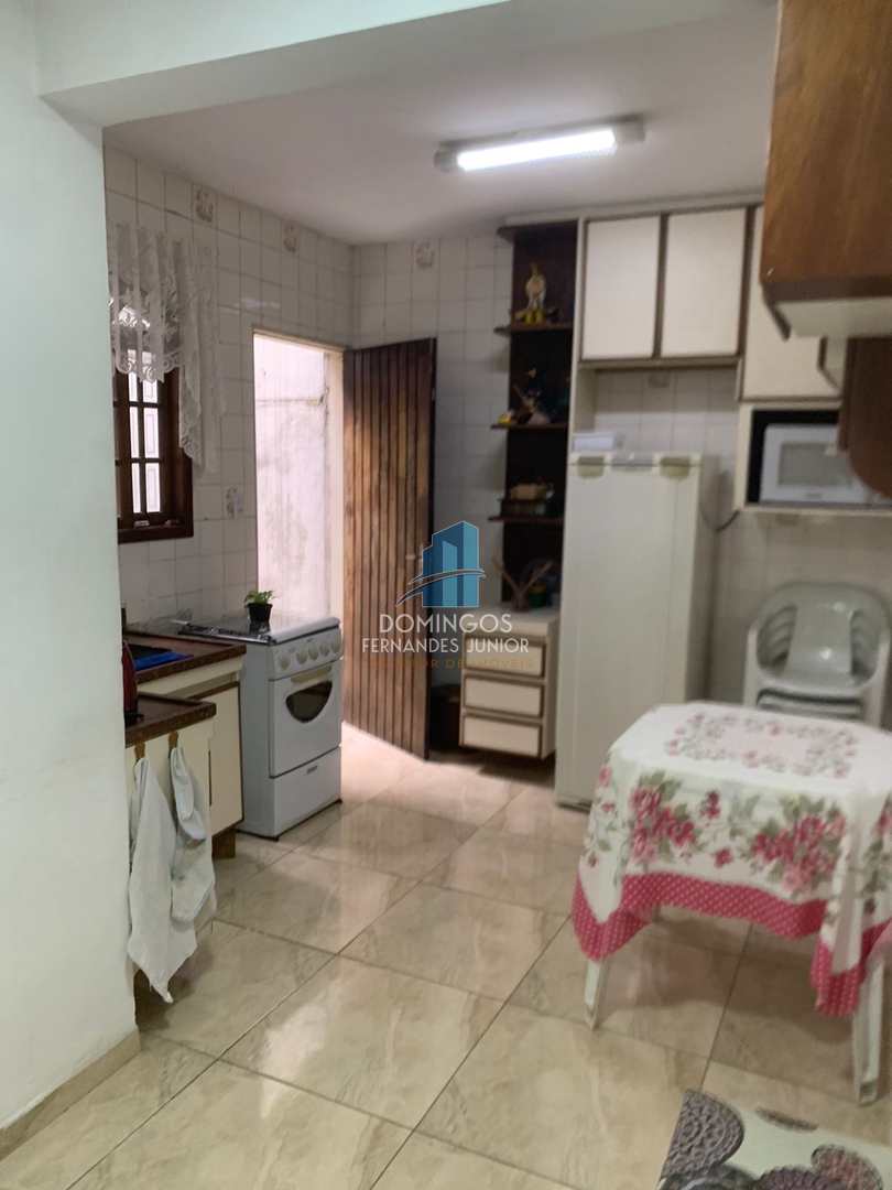 Sobrado à venda com 3 quartos, 100m² - Foto 11