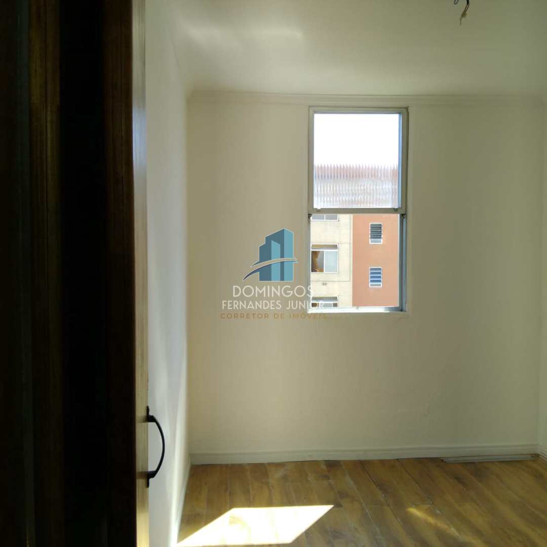 Apartamento à venda com 2 quartos, 45m² - Foto 17