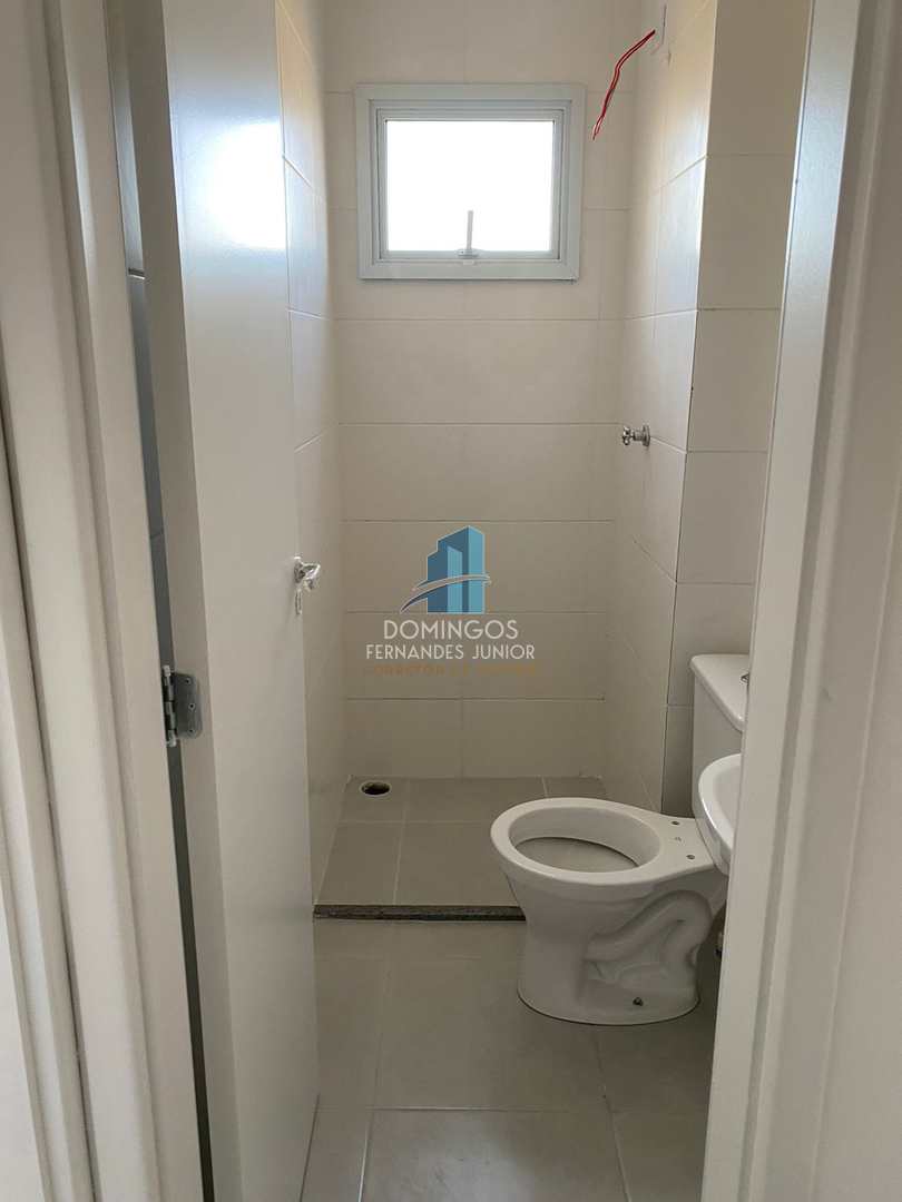 Apartamento à venda com 2 quartos, 40m² - Foto 7