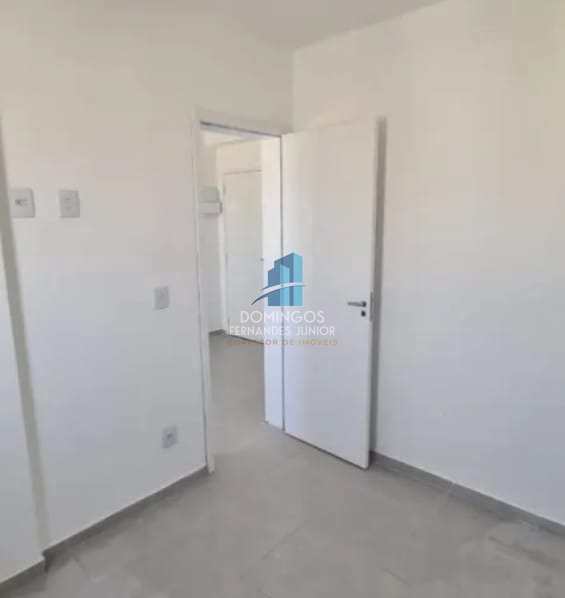 Apartamento à venda com 2 quartos, 40m² - Foto 9