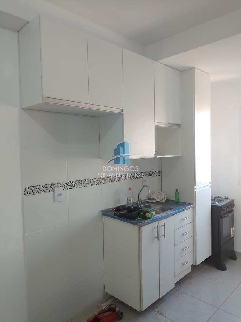 Apartamento à venda com 2 quartos, 40m² - Foto 2