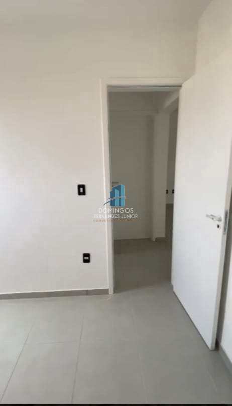 Apartamento à venda com 2 quartos, 40m² - Foto 8