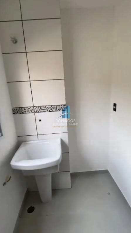 Apartamento à venda com 2 quartos, 40m² - Foto 17