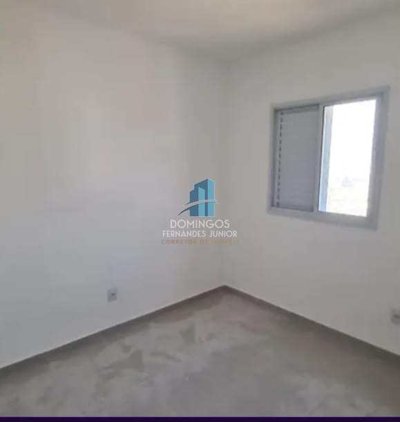 Apartamento à venda com 2 quartos, 40m² - Foto 11