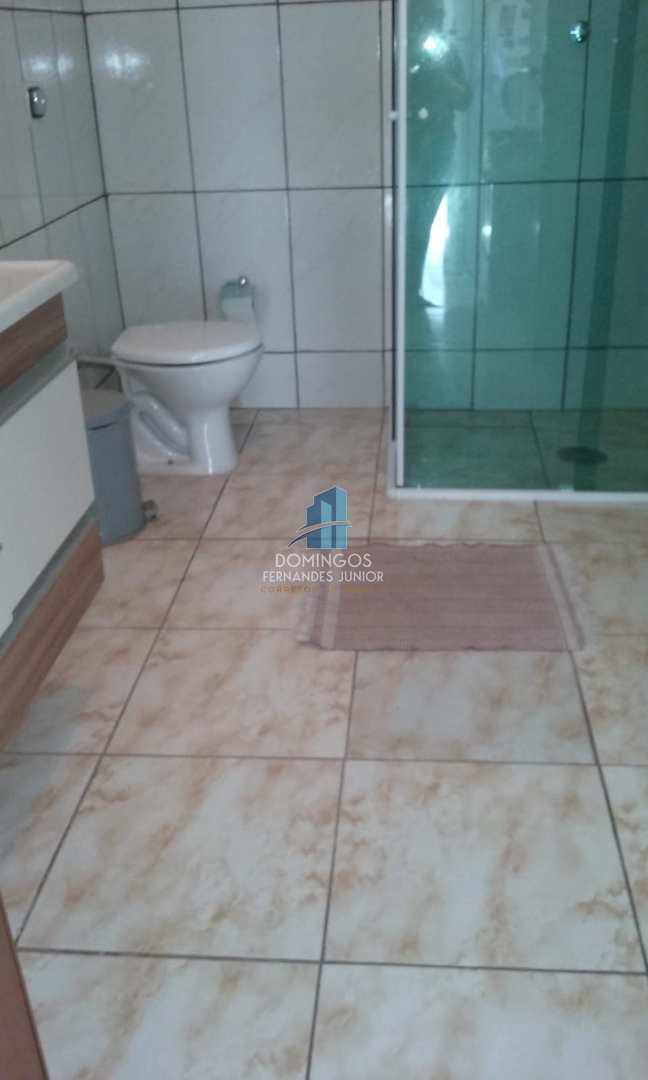 Sobrado à venda com 3 quartos, 200m² - Foto 11