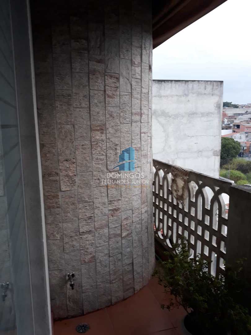 Sobrado à venda com 3 quartos, 350m² - Foto 22