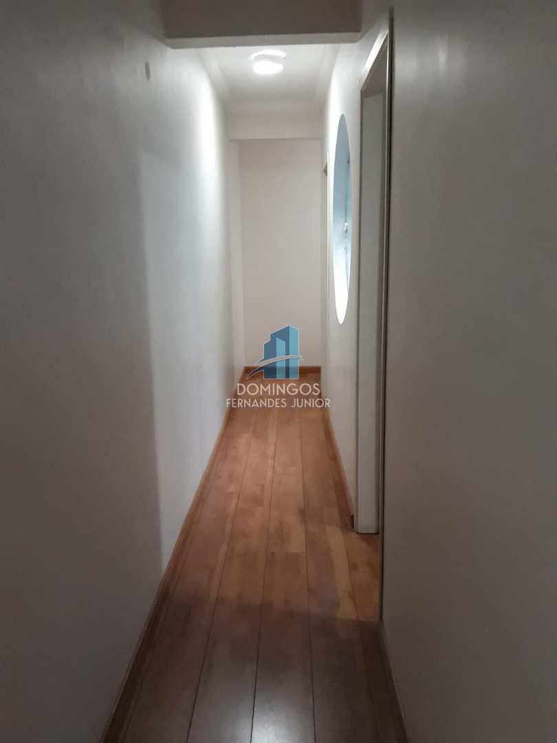 Sobrado à venda com 3 quartos, 350m² - Foto 44