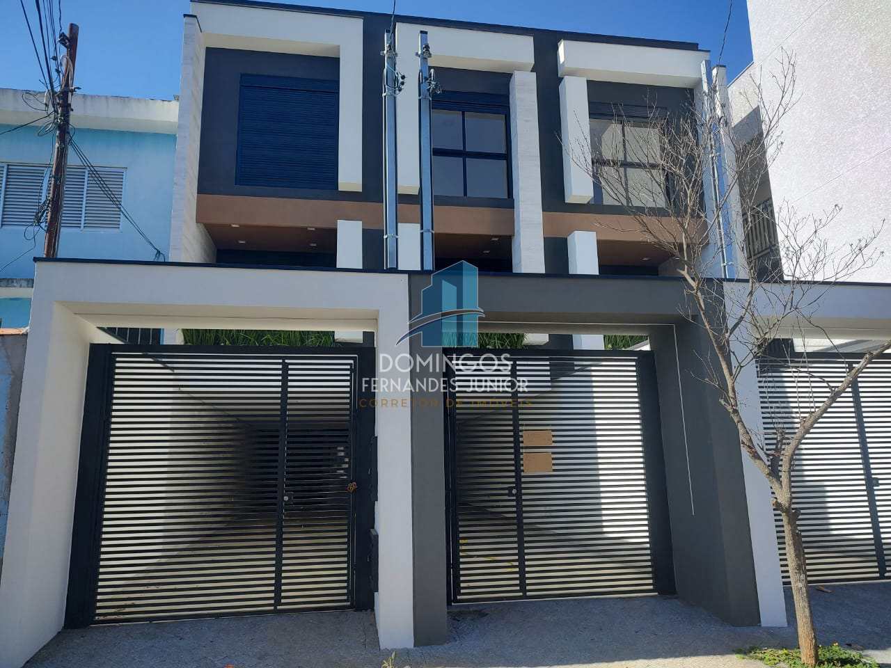 Sobrado à venda com 3 quartos, 160m² - Foto 1