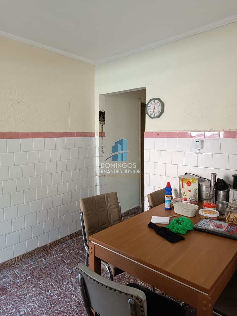 Casa à venda com 2 quartos, 90m² - Foto 17