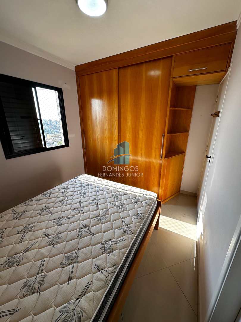 Apartamento à venda com 3 quartos, 60m² - Foto 11