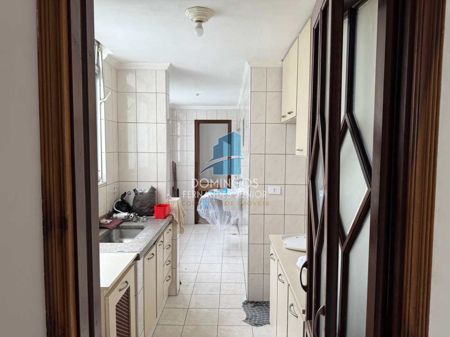 Apartamento à venda com 2 quartos, 65m² - Foto 1