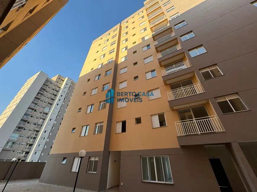 Apartamento a Venda com 2 quartos Sacada e Piscina em Itaquera