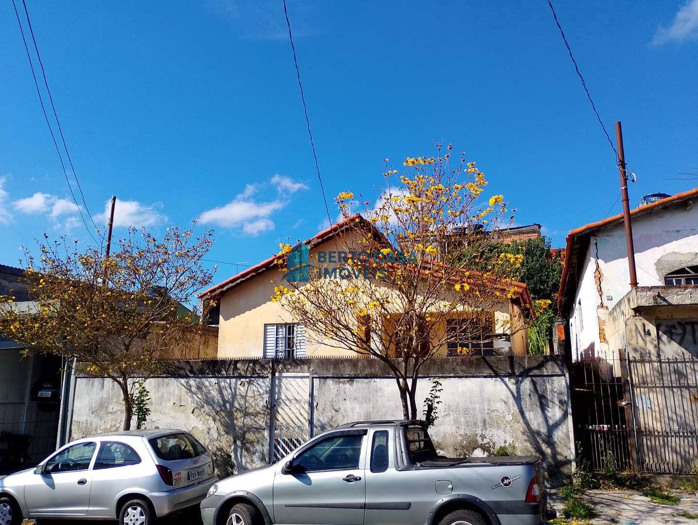 Casa à venda com 2 quartos, 86m² - Foto 2