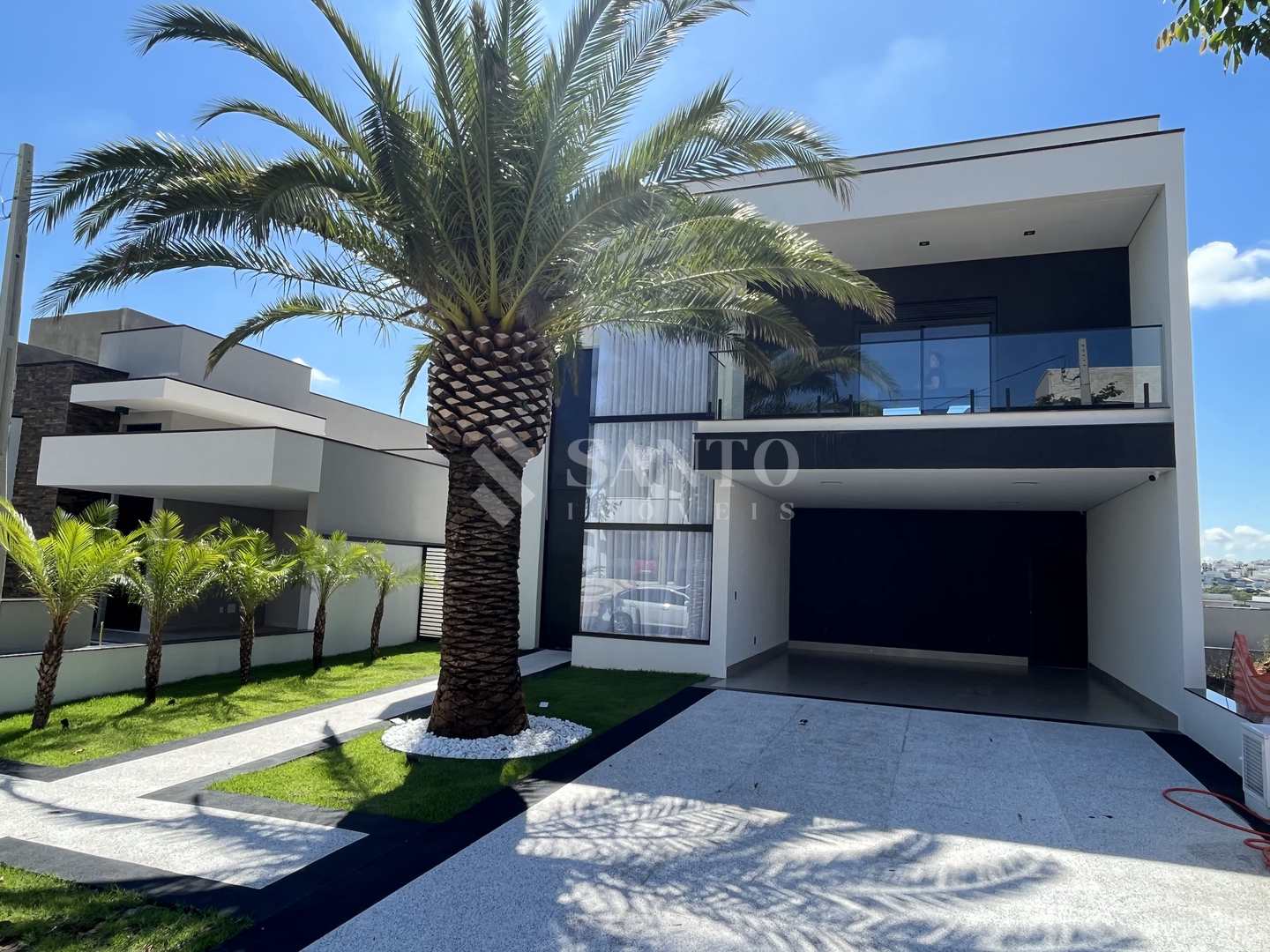 Casa de Condomínio à venda com 3 quartos, 296m² - Foto 1