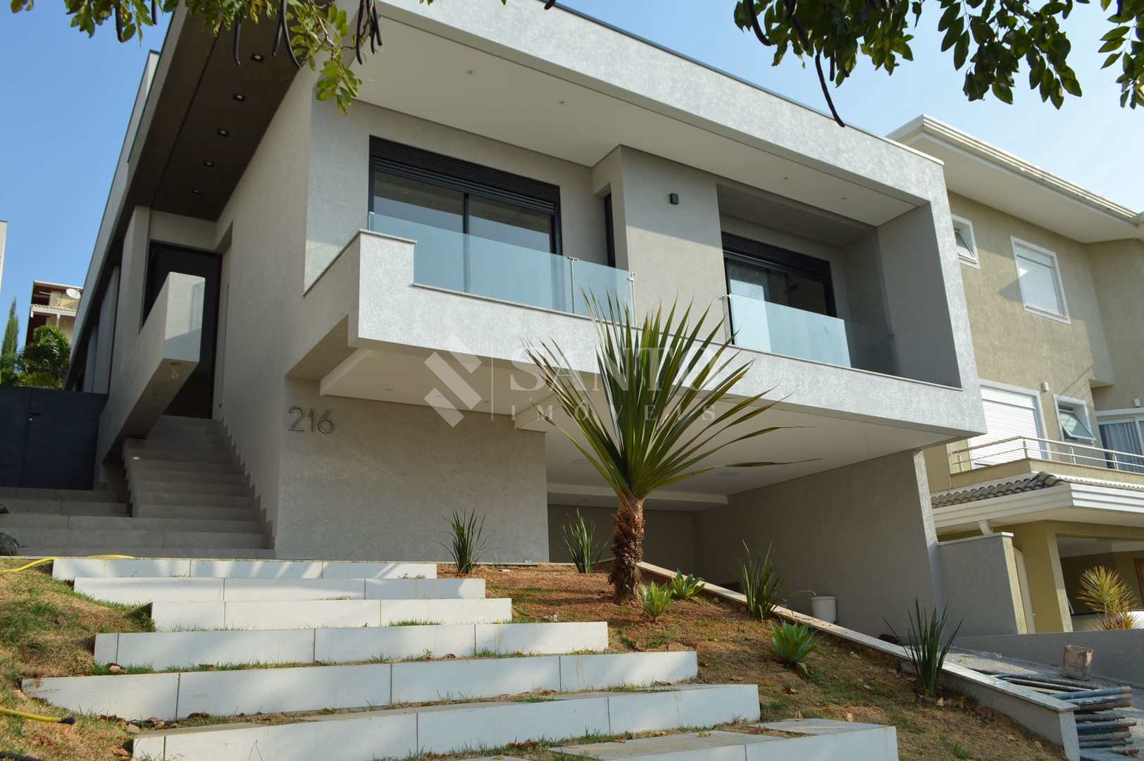 Casa de Condomínio à venda com 3 quartos, 234m² - Foto 1