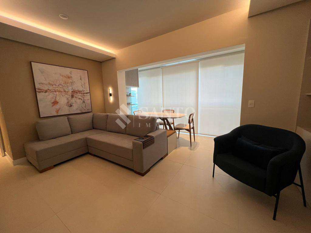 Apartamento à venda com 2 quartos, 68m² - Foto 4