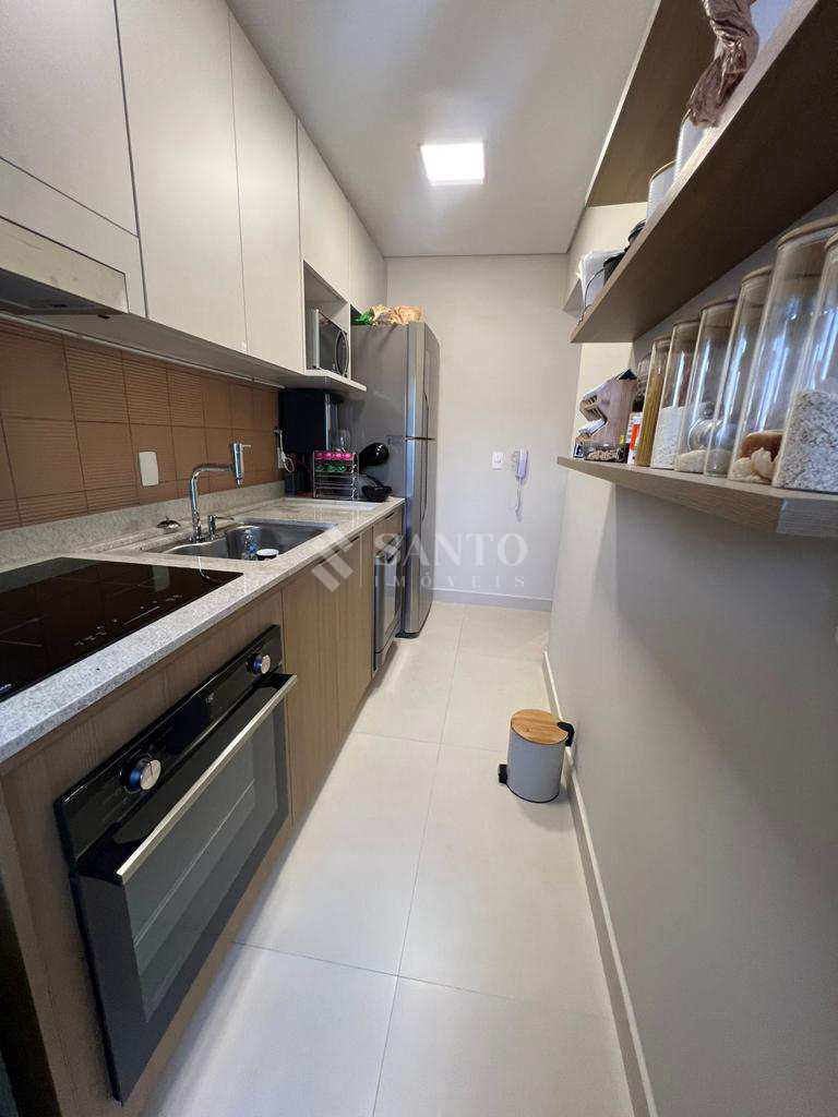 Apartamento à venda com 2 quartos, 68m² - Foto 9