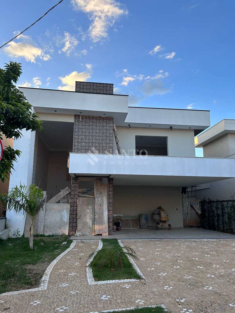 Casa de Condomínio à venda com 3 quartos, 258m² - Foto 1