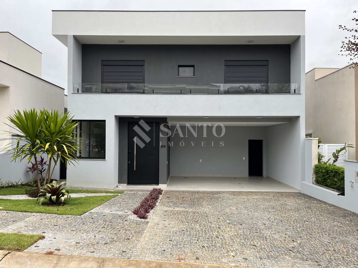 Casa de Condomínio à venda com 4 quartos, 360m² - Foto 1