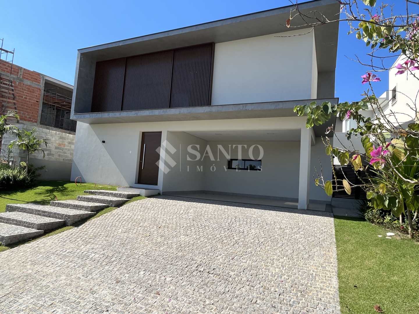 Casa de Condomínio à venda com 4 quartos, 360m² - Foto 3