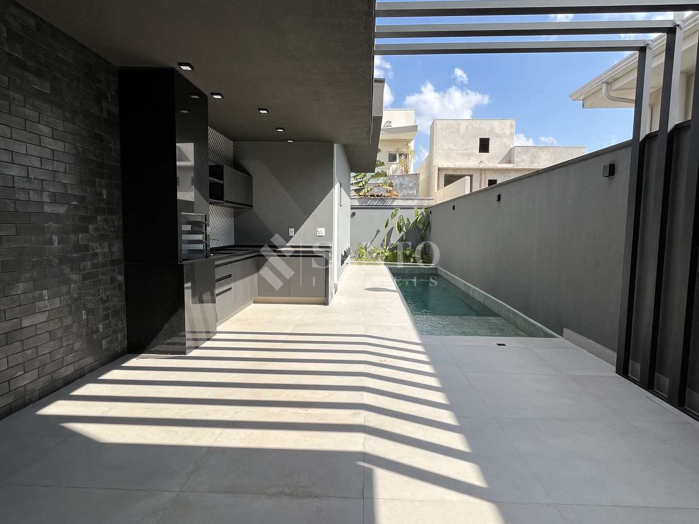 Casa de Condomínio à venda com 3 quartos, 282m² - Foto 9