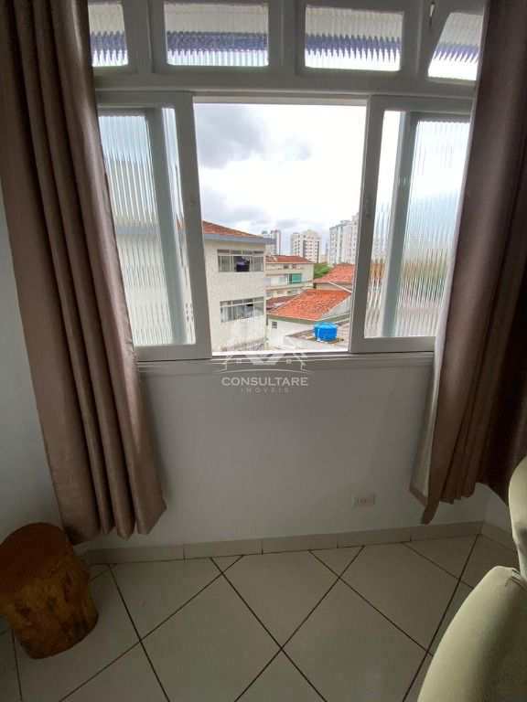 Apartamento à venda com 2 quartos, 70m² - Foto 4