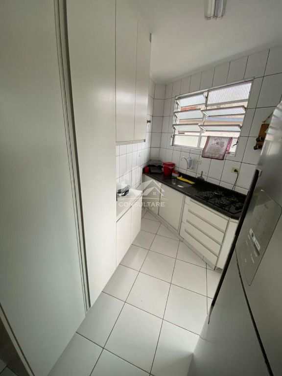 Apartamento à venda com 2 quartos, 70m² - Foto 15