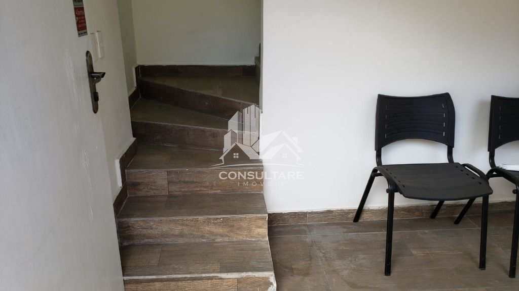 Casa à venda com 2 quartos, 180m² - Foto 17